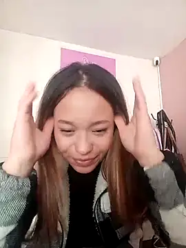 Baby Pink Love online show from April 8, 3:46 pm