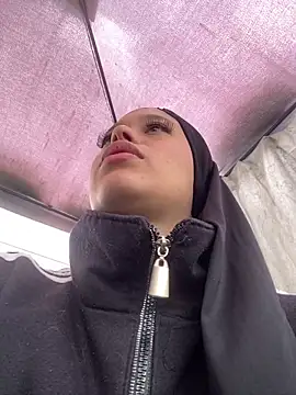 Baby Pink Love online show from March 23, 5:35 pm