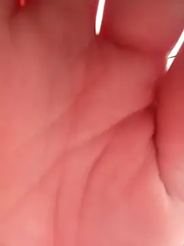 Baby Pink Love online show from April 9, 5:08 pm