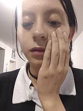 Naomimolie online show from March 31, 11:23 am