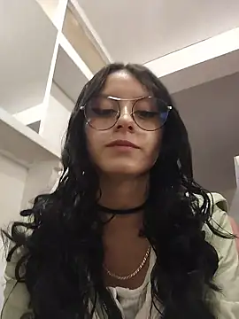 Naomimolie online show from March 12, 12:53 pm