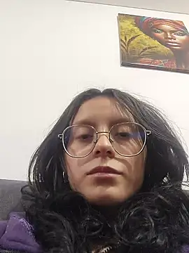 Naomimolie online show from April 8, 11:22 am