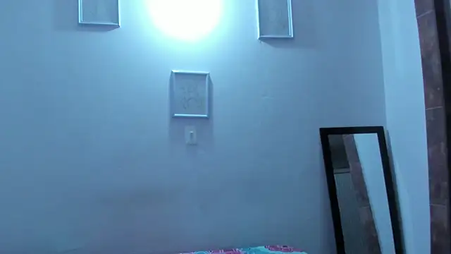 Scarlett Cherry  online show from March 13, 7:30 pm