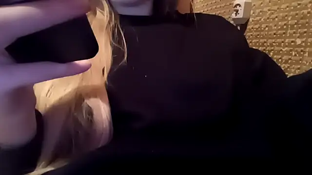 pinkpinkpinkpinkdoll online show from March 24, 5:57 pm