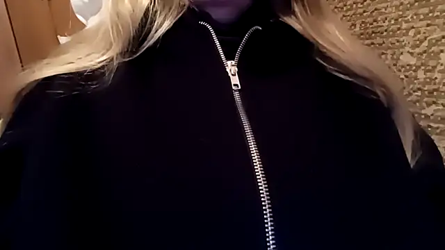 pinkpinkpinkpinkdoll online show from April 8, 3:35 pm