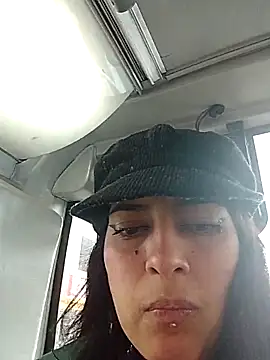 jaade doll online show from March 11, 12:43 pm