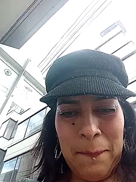 jaade doll online show from April 6, 1:45 pm