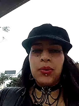 jaade doll online show from March 28, 1:23 pm