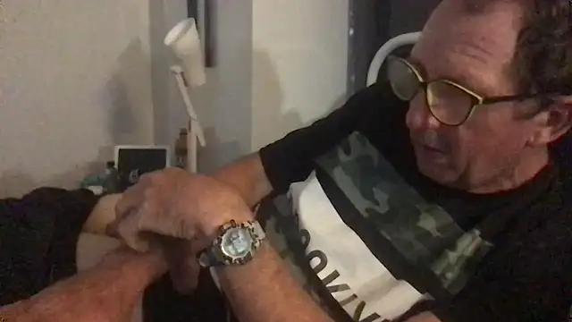 MrBombasticxxx online show from March 6, 7:53 pm