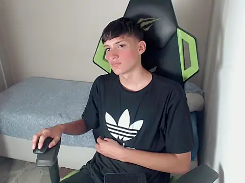 Pablito junior online show from March 23, 3:50 am