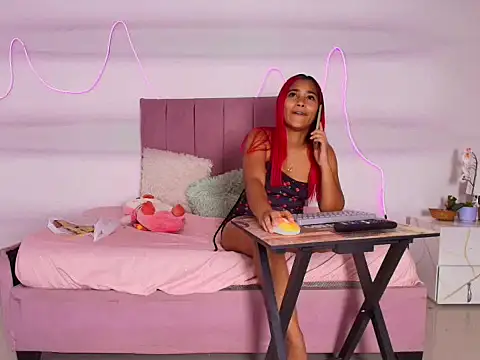 Peliroja lustrum online show from March 12, 3:27 pm