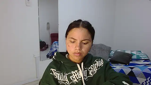 Snapshot of kimmyfuckass chatting on July 1, 12:27 pm kimmyfuckass online show from July 1, 12:27 pm