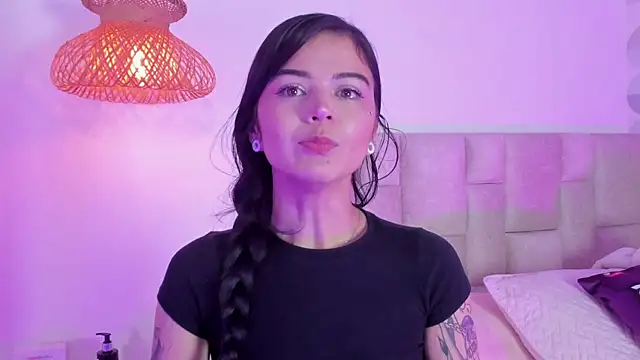 Vanessa cruz 18 online show from June 1, 10:09 pm