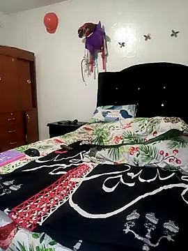 naomi unu online show from April 21, 9:54 pm