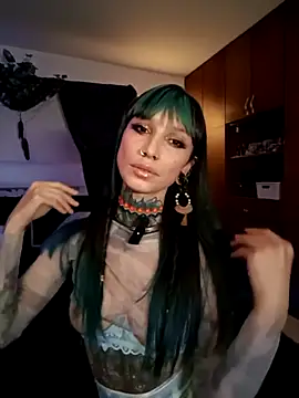 Kiianna Millss online show from March 5, 11:43 pm