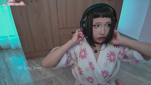 ling meow online show from June 12, 1:20 pm