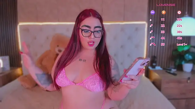 apriilfox online show from March 30, 4:14 am