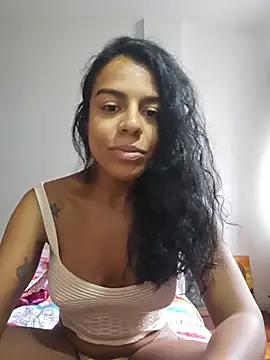 Snapshot of daniellels91 chatting on June 25, 4:23 pm daniellels91 online show from June 25, 4:23 pm