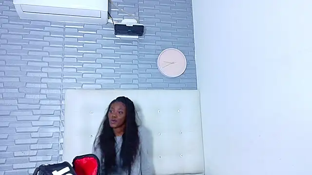 pervert shydoll1 online show from April 11, 3:25 am