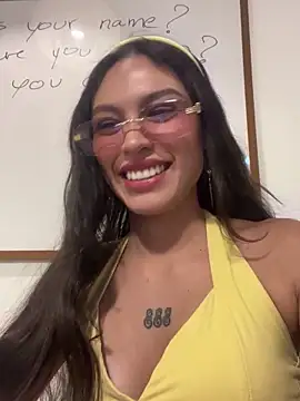 SweetCherry   online show from March 9, 8:01 pm