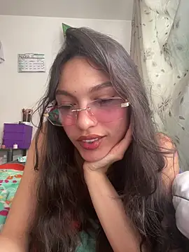 Snapshot of SweetCherry__ chatting on May 19, 7:54 pm SweetCherry online show from May 19, 7:54 pm