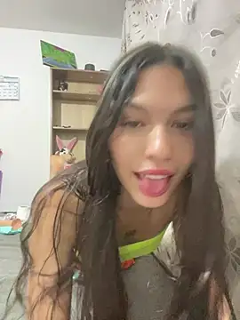 Snapshot of SweetCherry__ chatting on May 27, 11:12 pm SweetCherry online show from May 27, 11:12 pm
