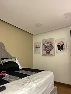 AlmaraRouge online show from April 20, 8:21 pm