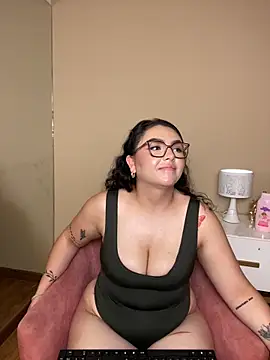 AlmaraRouge online show from April 3, 7:53 pm