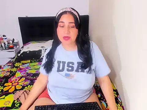 Alice RouseSg online show from March 7, 10:15 pm