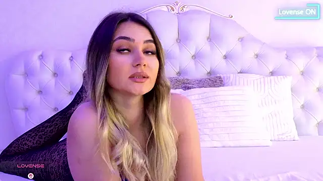 pr1nc3sss online show from March 13, 5:23 am