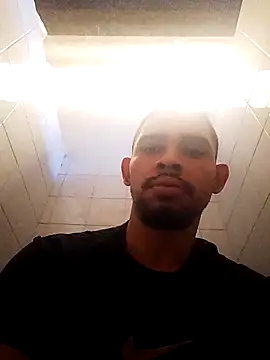 Snapshot of hugoafricano chatting on June 9, 1:23 pm hugoafricano online show from June 9, 1:23 pm