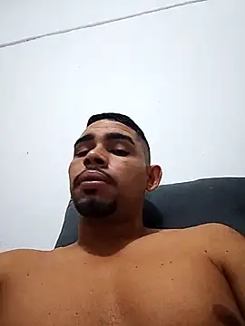 Snapshot of hugoafricano chatting on March 10, 7:12 am hugoafricano online show from March 10, 7:12 am