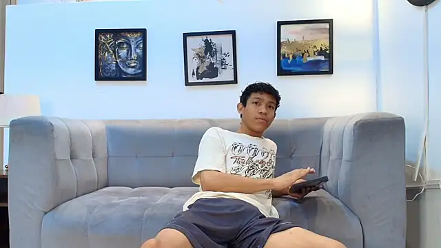 SKINNY BOYXXX online show from April 2, 7:37 am