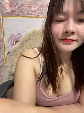 Little Muse78 online show from April 1, 5:20 am