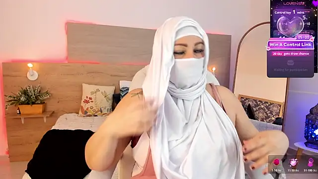  Azahaaraa  online show from March 18, 3:31 am