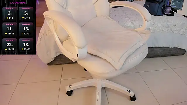  Azahaaraa  online show from March 25, 3:06 am