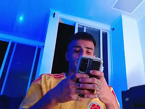 Bad Boy Carter69 online show from April 12, 2:37 am