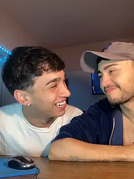 Lucasss2204 online show from March 20, 3:51 am