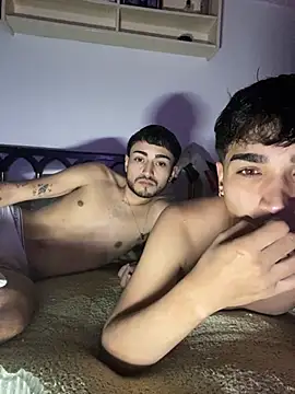 Lucasss2204 online show from March 11, 4:28 am