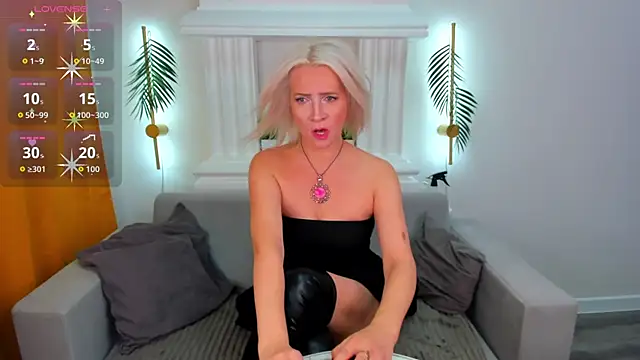 Ledi Luna online show from March 3, 10:22 am