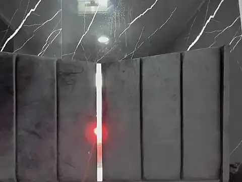 queenstarhy online show from March 11, 4:50 am