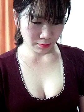Bondgirl 9 online show from March 29, 7:10 am