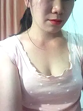 Bondgirl 9 online show from March 28, 8:04 am