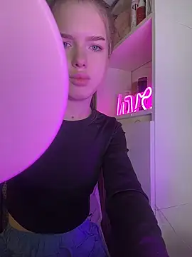 KayShaw online show from March 7, 2:51 am