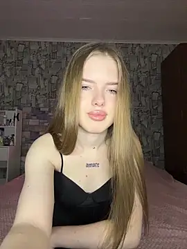 KayShaw online show from March 18, 5:32 am