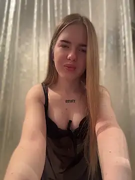 KayShaw online show from April 22, 4:25 pm