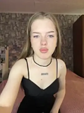 KayShaw online show from March 19, 3:17 am