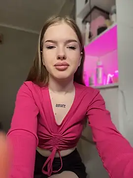 KayShaw online show from April 18, 6:16 am