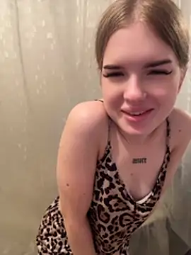 KayShaw online show from May 27, 3:41 pm