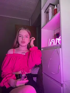 KayShaw online show from March 6, 7:36 am